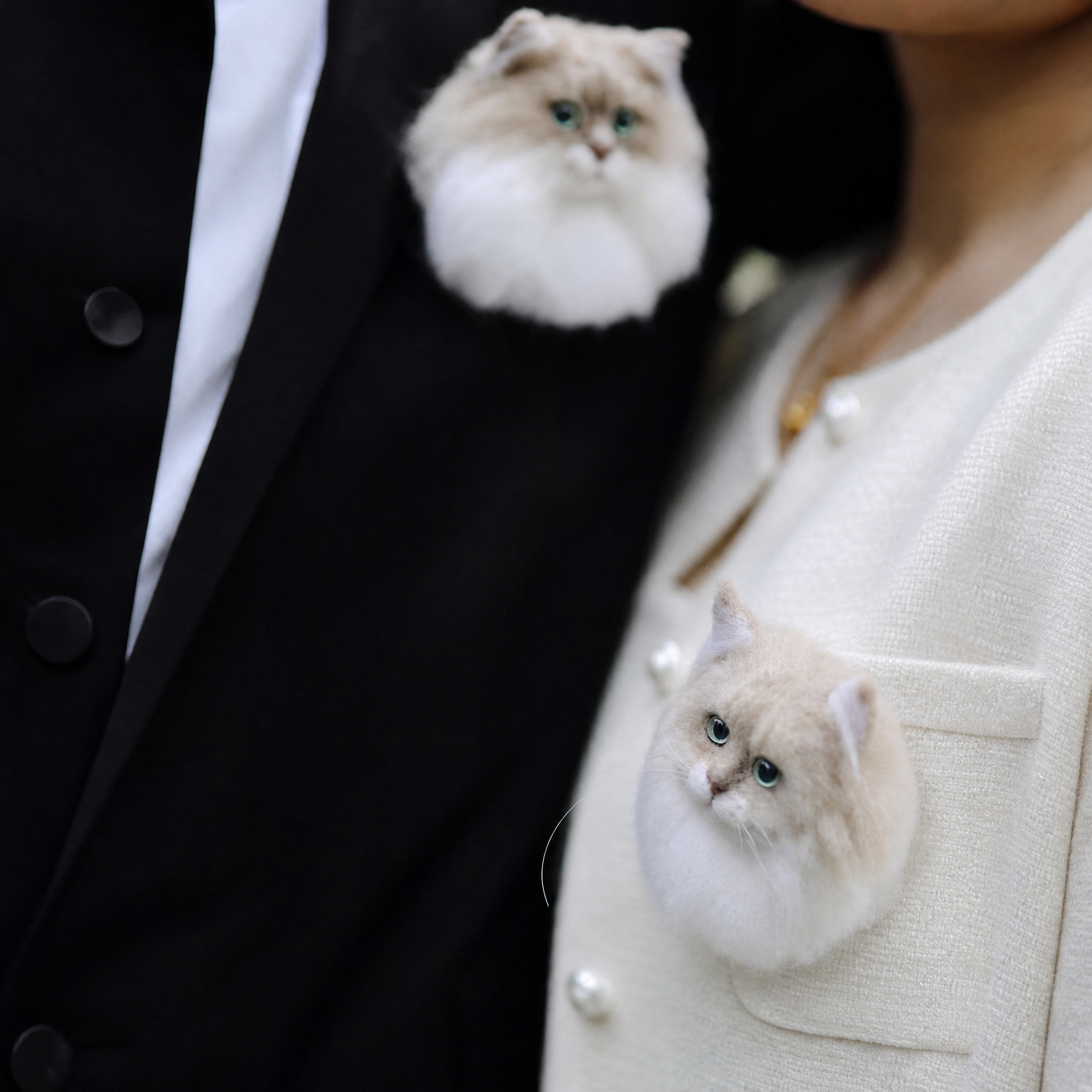 愛犬・愛猫と一緒に結婚式♪ 羊毛フェルト ウェディング ブートニア ブローチ